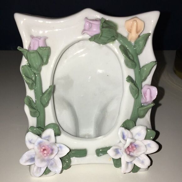 Vintage 80s Porcelain Ceramic 3D Flower Small Photo Picture Frames Grandma Core - Picture 8 of 16